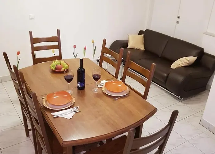 5222-1 For 3 Pers In Apartment Split