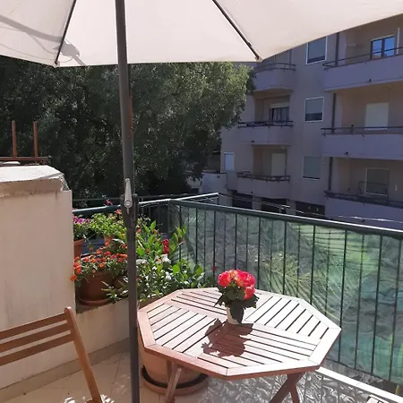 Apartment 5222-1 For 3 Pers In Split